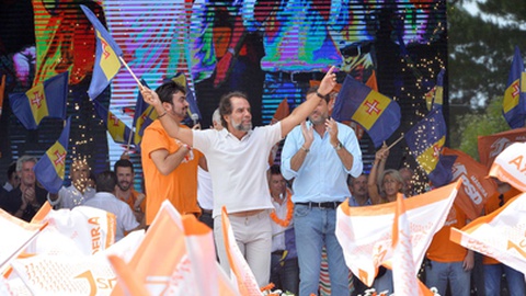 Este ano, a estrutura nacional do partido estará representada ao mais alto nível, com a presença de Luís Montenegro.&nbsp;