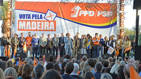 O PSD/Madeira realizou uma arruada no penúltimo dia de campanha para as Regionais do próximo domingo.&nbsp;
