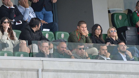 Investidores assistiram, este sábado, ao jogo da equipa principal