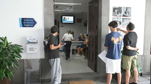 Os exames são cruciais para muitos alunos decidirem o futuro... Foto Arquivo/Helder Santos/Aspress