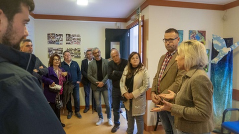 O Grupo Parlamentar do PSD na Ribeira Brava visitou o Centro de Actividades e Capacitação para a Inclusão (CACI), na Tabua.