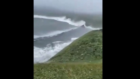 O anterior terramoto na mesma região, ocorrido em Agosto, resultou num tsunami expressivo.&nbsp; &nbsp;Foto DR