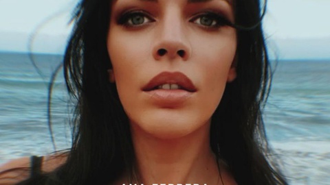 Ava Ferrera, realizadora e argumentista independente premiada, baseada na ilha da Madeira, Portugal