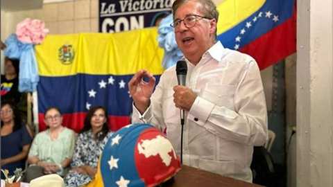 César Pérez Vivas, do partido Copei.