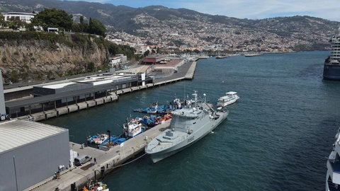 O NRP Mondego está, neste momento, destacado para a zona marítima da Madeira.&nbsp;