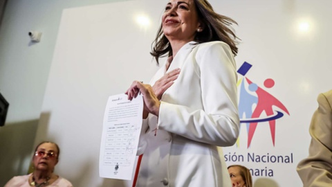 Maria Corina Machado foi eleita candidata contra Nicolás Maduro nas presidenciais de 2024