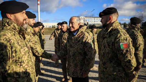 Foto&nbsp;EPA/JOSÉ COELHO