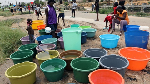 Preços da água mais que duplicaram em Angola.&nbsp; &nbsp;Foto&nbsp;AMPE ROGÉRIO/LUSA