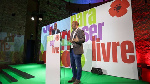 Fotografia captada a 15 de Maio.