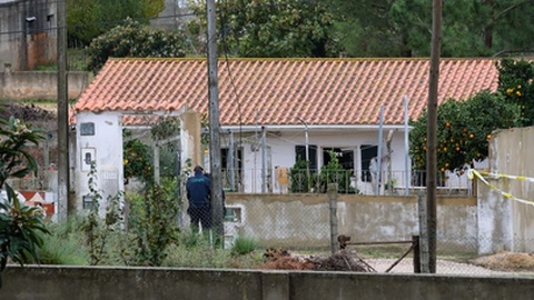 Um casal de idosos morreu em habitação inundada em Fernão Ferro.