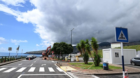 Alguns parques de estacionamento já foram remodelados. Obras estendem-se até Outubro.