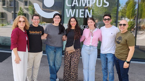 Da esquerda para a direta: prof. Noélia Pimenta, Guilherme Santos, Ana Jardim, Isabel Henriques, Sara Ascenção, Marco Silva e prof. David Sousa