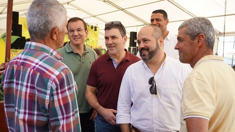 O presidente do PS Madeira visitou, hoje, a Exposição Regional do Limão, em Santana