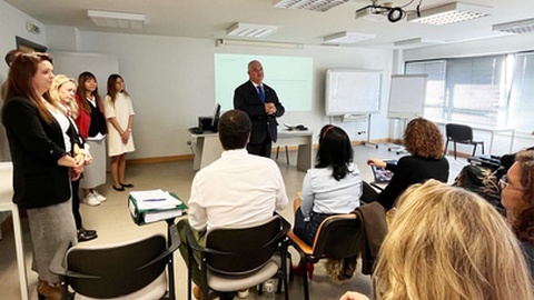 Formação teve início a 19 de Fevereiro com a presença do secretário regional de Saúde e Proteção Civil,
Pedro Ramos, e da vice-presidente do Conselho de Administração do SESARAM,
EPERAM, Filipa Freitas.