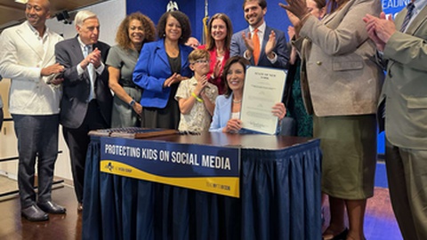 Foto DR/XTwitter/NYS BPHA Legislative Caucus