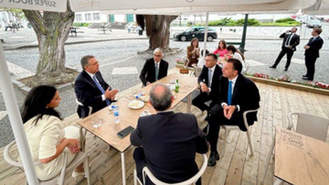 O primeiro-ministro encontra-se nos Açores, local escolhido para as celebrações do 10 de Junho.&nbsp;