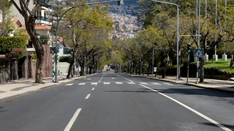 O impacto da pandemia no volume de negócios das empresas já tem um número.  Foto Arquivo/Rui Silva/Aspress