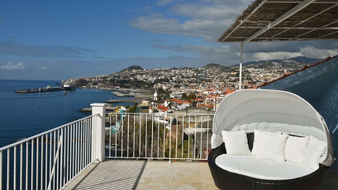 Um quarto em alojamento turístico na Madeira custou, em Novembro último, 84,40 euros por noite (média).