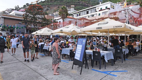 No ano passado, a Festa Gastronómica do Peixe Espada Preto já contou com quatro dias de animação.&nbsp;