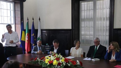 Associação fundada em homenagem ao trabalho da Comendadora na área das causas sociais.