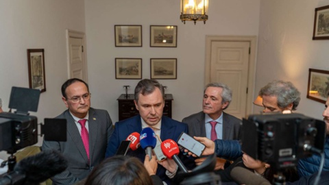 Rui Barreto veio acompanhado de José Manuel Rodrigues e Lopes da Fonseca.