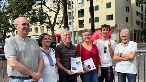 Foto Bloco de Esquerda