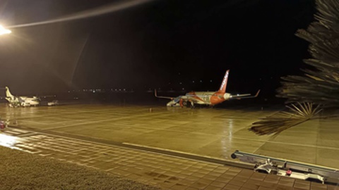 Um dos aviões divergidos para o aeroporto do Porto Santo. Foto GM