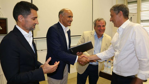 A cerimónia de entrega de certificados decorreu esta quarta-feira.&nbsp;