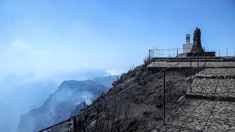 Continua a estar interdito o acesso do topo do Pico Ruivo, ponto mais alto da ilha da Madeira.