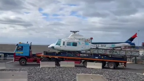O helicóptero chegou ontem à Madeira por via marítima, tendo sido transportado para o heliporto do Serviço Regional de Protecção Civil na manhã desta quarta-feira.&nbsp;
