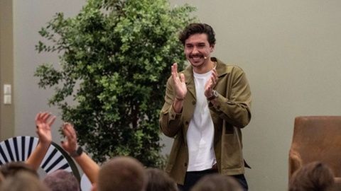 Fred começou a empreender aos 20 anos com a Sonder que distribuiu +1.5M€ pelos seus +7.500 agenciados no primeiro ano&nbsp;