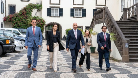 Marta Freitas integrou a delegação do PS que esteve, esta terça-feira, no Palácio de São Lourenço, com o Representante da República para a Madeira.&nbsp;