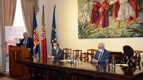 Pedro Ramos esteve presente na apresentação do alargamento do programa + Visão aos mais pequenos. Foto: Miguel Lira/SRS