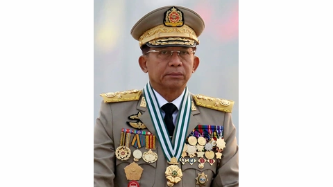 Min Aung Hlaing, líder da Junta Militar do Myanmar, está de visita à Rússia. Foto AP/Shutterstock.com
