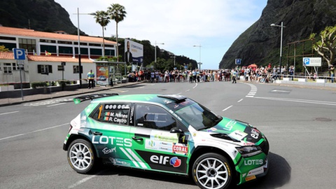 Miguel Nunes/Roberto Castro foram os vencedores do primeiro rali da época, o Rali de São Vicente. Foto ASPRESS