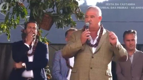 Pedro Ramos a discursar no Curral das Freiras.