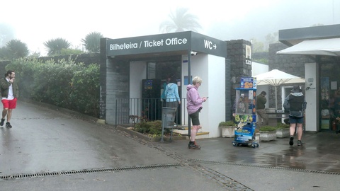 Zona de compra e venda das entradas para o Cabo Girão&nbsp;
