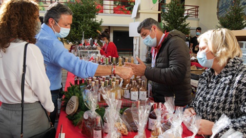 O presidente da CMF, Pedro Calado, visitou o espaço, esta manhã.