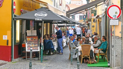 A classe dos 'Restaurantes e Hotéis' foi a que registou a maior aumento: +10,4% na Madeira.
