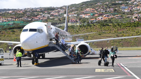 Ainda esta semana a Ryanair iniciou a sua operação de e para a Madeira.&nbsp; &nbsp;Foto Rui Silva/Aspress