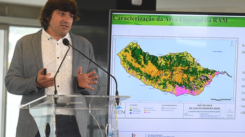 Nuno
Serralha (IFCN)