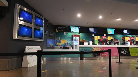 Não é ainda em 2023 que os cinemas vão conseguir resultados melhores do que antes da pandemia.