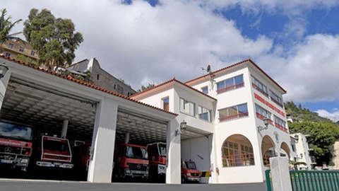 Bombeiros Sapadores de Santa Cruz mobilizaram 10 operacionais e 3 viaturas&nbsp;