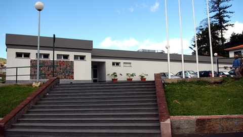 Seis alunos testaram positivo na Escola Dr. Horácio Bento de Gouveia.