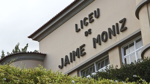 O Liceu Jaime Moniz é uma das 10 escolas com casos de Covid-19 confirmados. Foto Arquivo