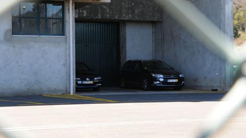 O recurso ao aluguer operacional de veículos é comum.