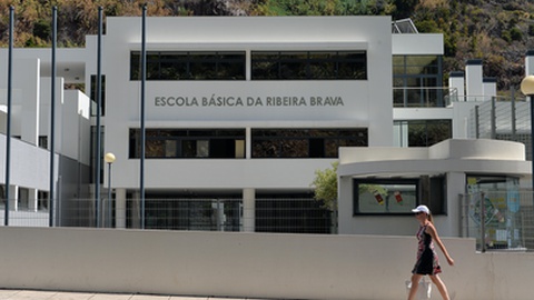 Sete dos novos casos foram identificados na escola primária da Ribeira Brava. Foto: Arquivo