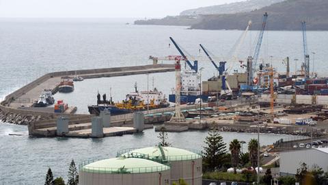 O Porto do Caniçal movimentou 91,5% das mercadorias chegadas por mar em 2019.