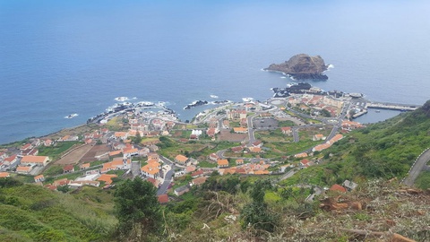 A Casa do Povo do Porto Moniz recebe quase 51 mil euros para actividades e funcionamento.