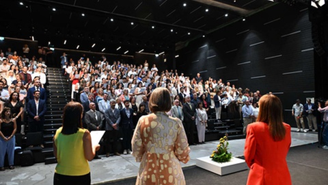 108 novos enfermeiros fizeram hoje a vinculação à profissão.